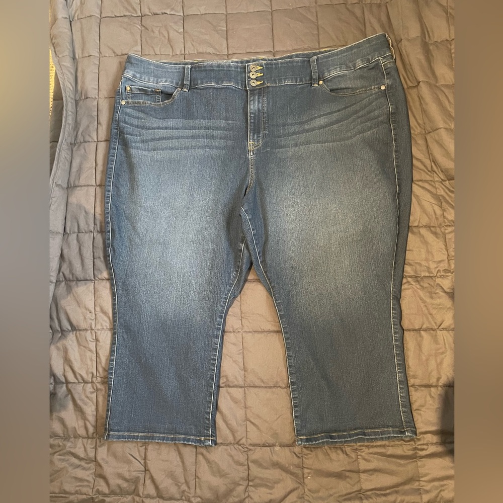 Women’s Torrid Crop Jeggings ( 30 ) - Picture 1 of 6